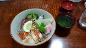 郷土料理 山海亭