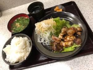 まる八