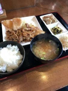 ライトダイニングバー むーたお 押上店