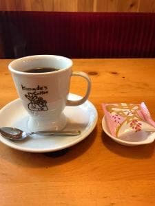 コメダ珈琲店 福岡八田店