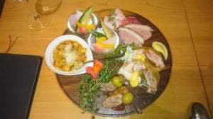 炭とワイン ビビ 立川本店