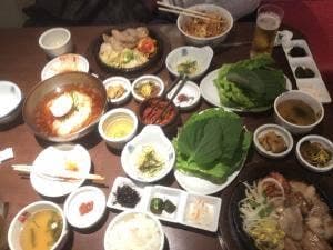 コリアンダイニング李朝園 ならファミリー店