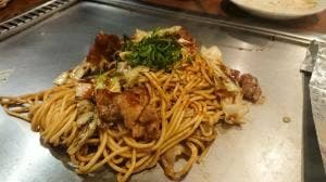 鉄板DINING 月や