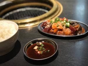 焼肉 紋次郎