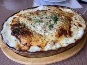 カフェレストラン瑠奈