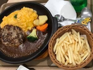 十六穀米オムライス&ドリア専門店 おむらいす亭 ゆめタウン光の森店
