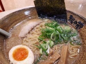 越後秘蔵麺 無尽蔵 BIGHOP印西店