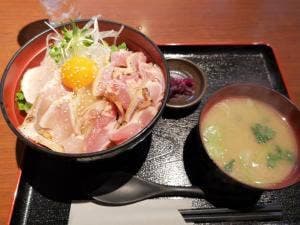 新鮮地鶏と旨い酒 とりこ