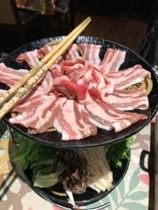 沖縄紅豚あぐー専門店 もも 大阪店