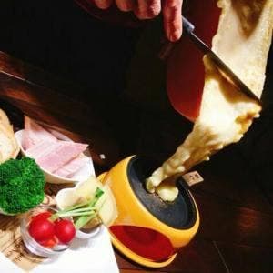 ラクレットチーズ専門店 ハスダバル