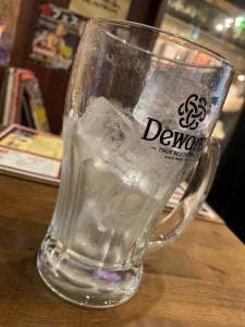 スタンド Q