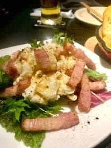 揚げぎょうざバル SALUTE!