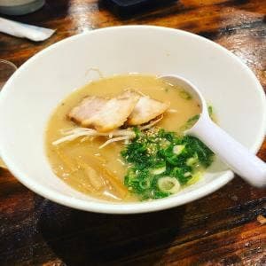 ほんまもん 和歌山ラーメン めん盛屋 八両 白浜新地店