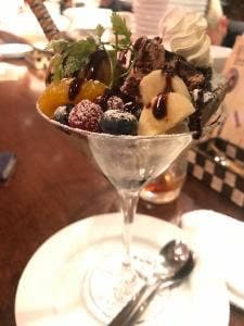 シメドパフェ