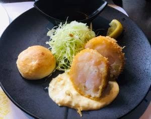 はんぺいcafeアマミク魚歳別館