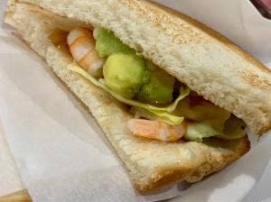 カフェ・ド・クリエ ホピタル 国立国際医療研究センター国府台病院店