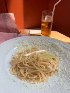 レヴァン ド アロッソ