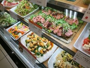 日本のさらだ いとはん 大丸京都店