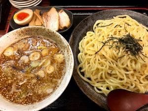白馬童子 高井田店