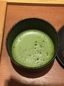 茶房 贔