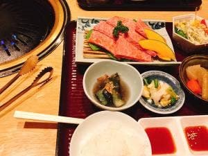 三四郎焼肉店