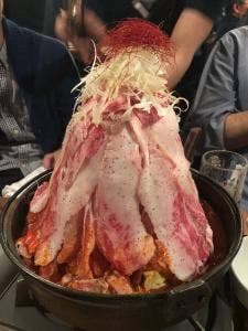 炭火焼肉・にくなべ屋 びいどろ