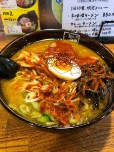 麺や 六根