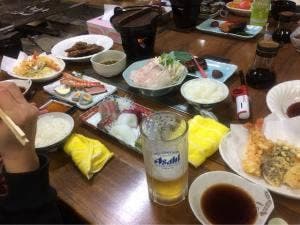 すずや