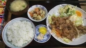 ガレージ食堂