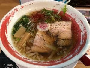 麺屋ダイニング 中華そば なおや