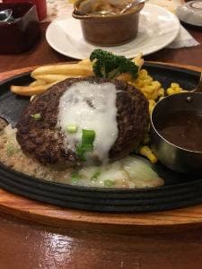 ロイヤルホスト 与野店