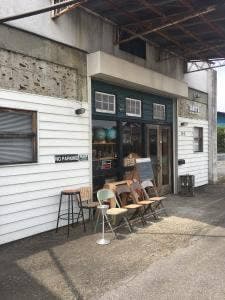 SANDY'S CAFE DINING & FUN JUNK