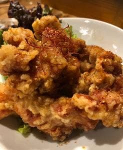 からまる。