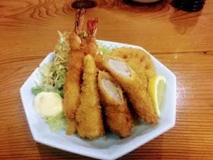 金寿し呑み処