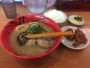 博多ラーメン げんこつ 豊中南店