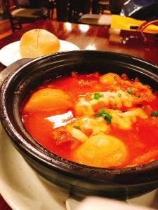 洋食屋 マンジャーレ タキナミ