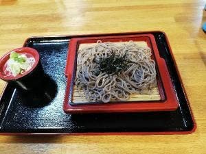 鶴亀温泉 レストラン