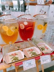 ENGLISH GARDEN ROSE CAFE