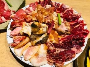 焼肉六甲 三宮生田新道店