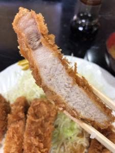 かつや とん亭