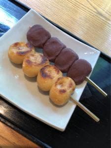 HABUTAE1819 羽二重団子 日暮里駅前