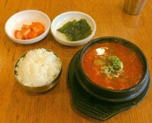 ぶた家