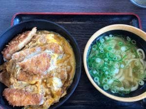 資さんうどん 幸神店