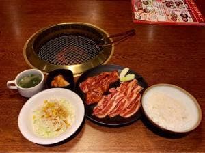 焼肉カルビ屋三夢 稲田店