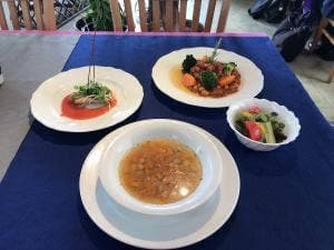 レストラン ポンム