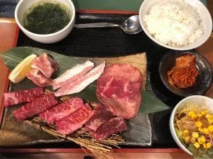 焼肉 どんどん亭 岡山江崎店