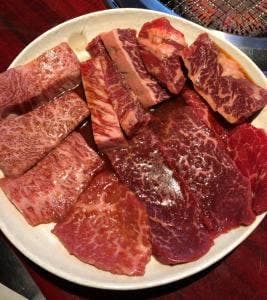焼肉 琉璃