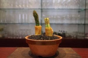 日本料理 TOBIUME