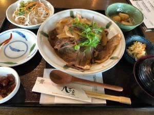 八菜家