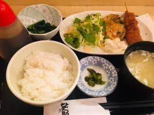 笑助